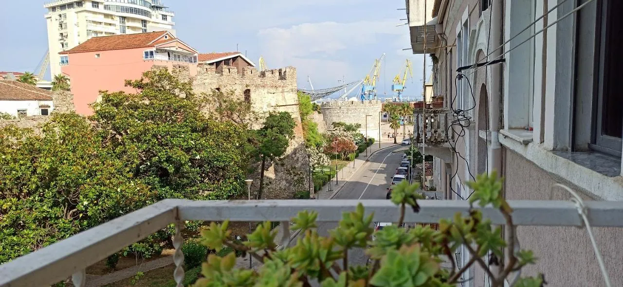 Lukas Apartament Vollga Durrës Albánie
