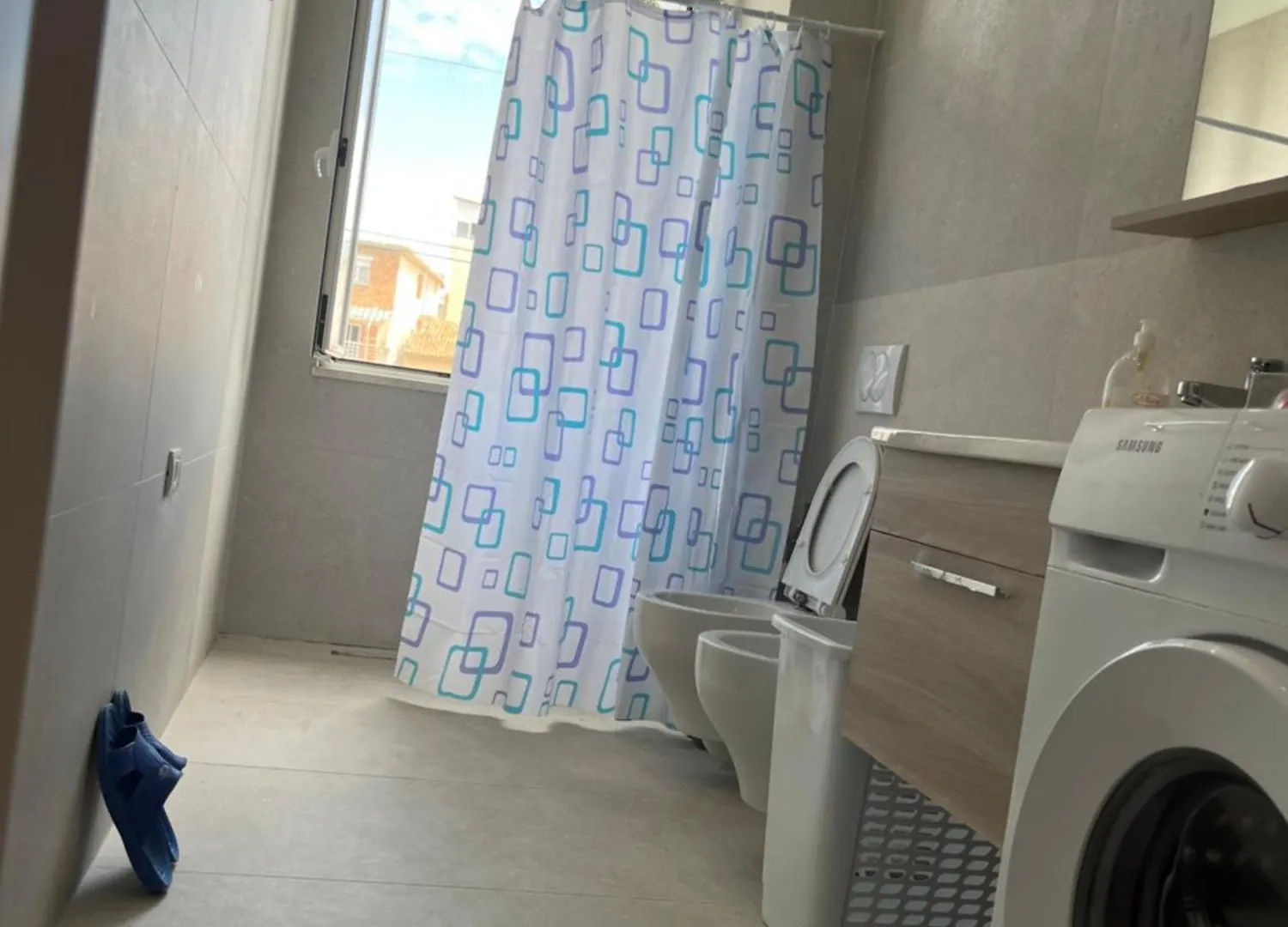 Lukas Apartament Vollga Durrës