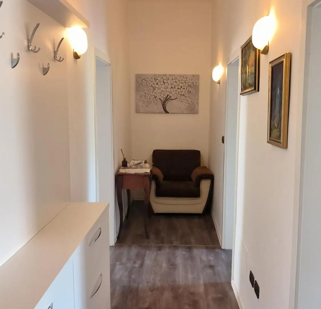 Appartamento Lukas Apartament Vollga Durrës